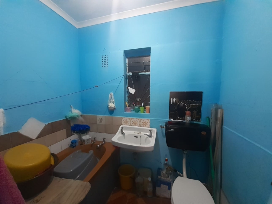 2 Bedroom Property for Sale in Bethelsdorp Eastern Cape